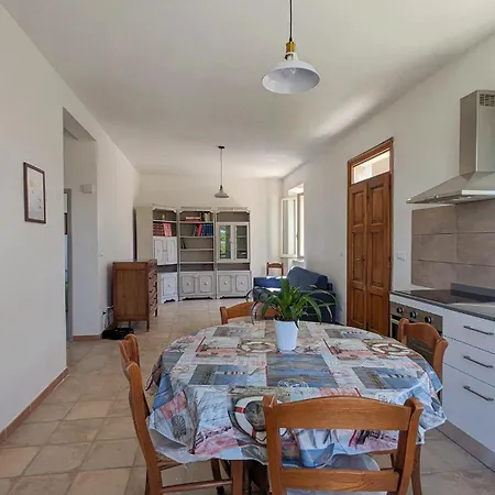 Apartment Casa Maddi Con Vista Mare Vicinissima Al Centro Isola D'elba